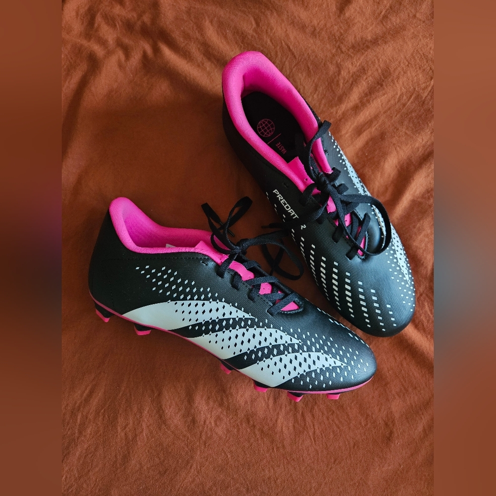 Adidas Predator Accuracy Cleats
